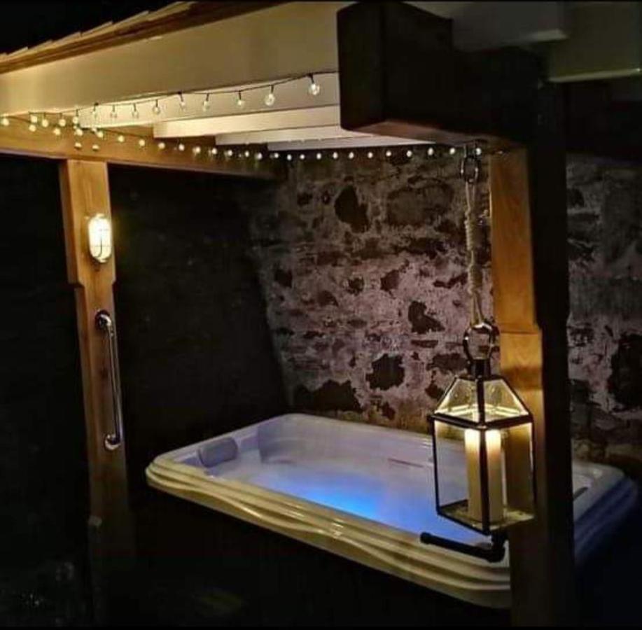 Lorne View Apartment With Hot Tub 오반 외부 사진